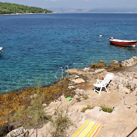 Lägenhet By The Sea Necujam, Solta - 5162 Stomorska